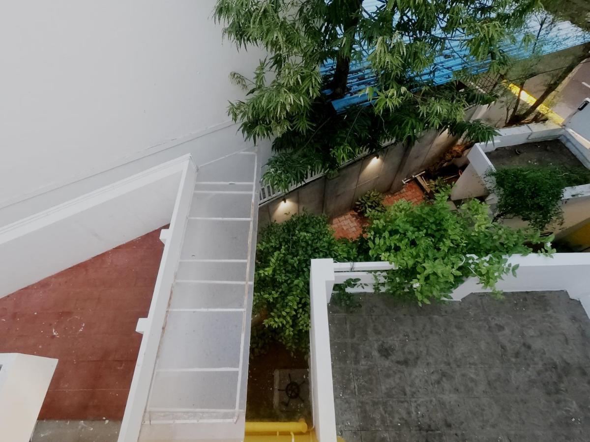 Le Sunshine Residency Appartement Puducherry Buitenkant foto